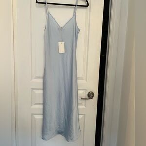 New! Aritzia - Wilfred Only slip dress